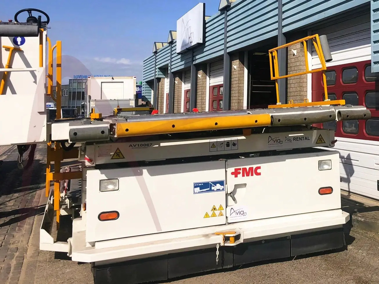 FMC COMMANDER 15iW - Nakladač kontejnerů/ Palet: obrázek 1 FMC COMMANDER 15iW - Nakladač kontejnerů/ Palet: obrázek 1