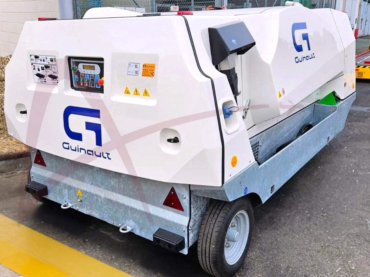 GUINAULT GA180V51D2000 - Pozemní energetická jednotka: obrázek 1 GUINAULT GA180V51D2000 - Pozemní energetická jednotka: obrázek 1
