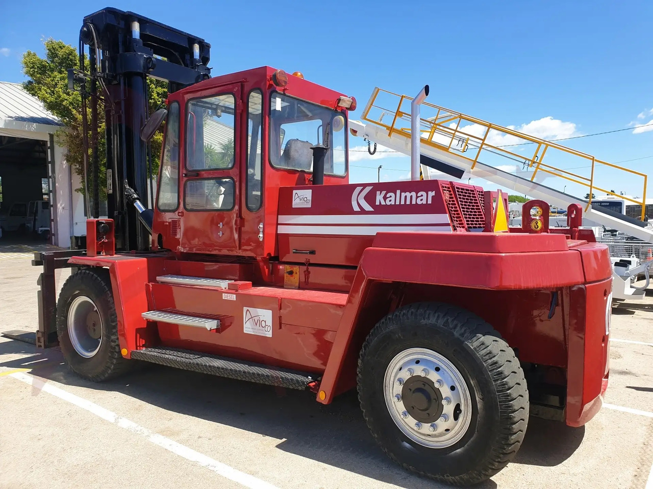 KALMAR DC16-900 - Dieselový vysokozdvižný vozík: obrázek 1 KALMAR DC16-900 - Dieselový vysokozdvižný vozík: obrázek 1
