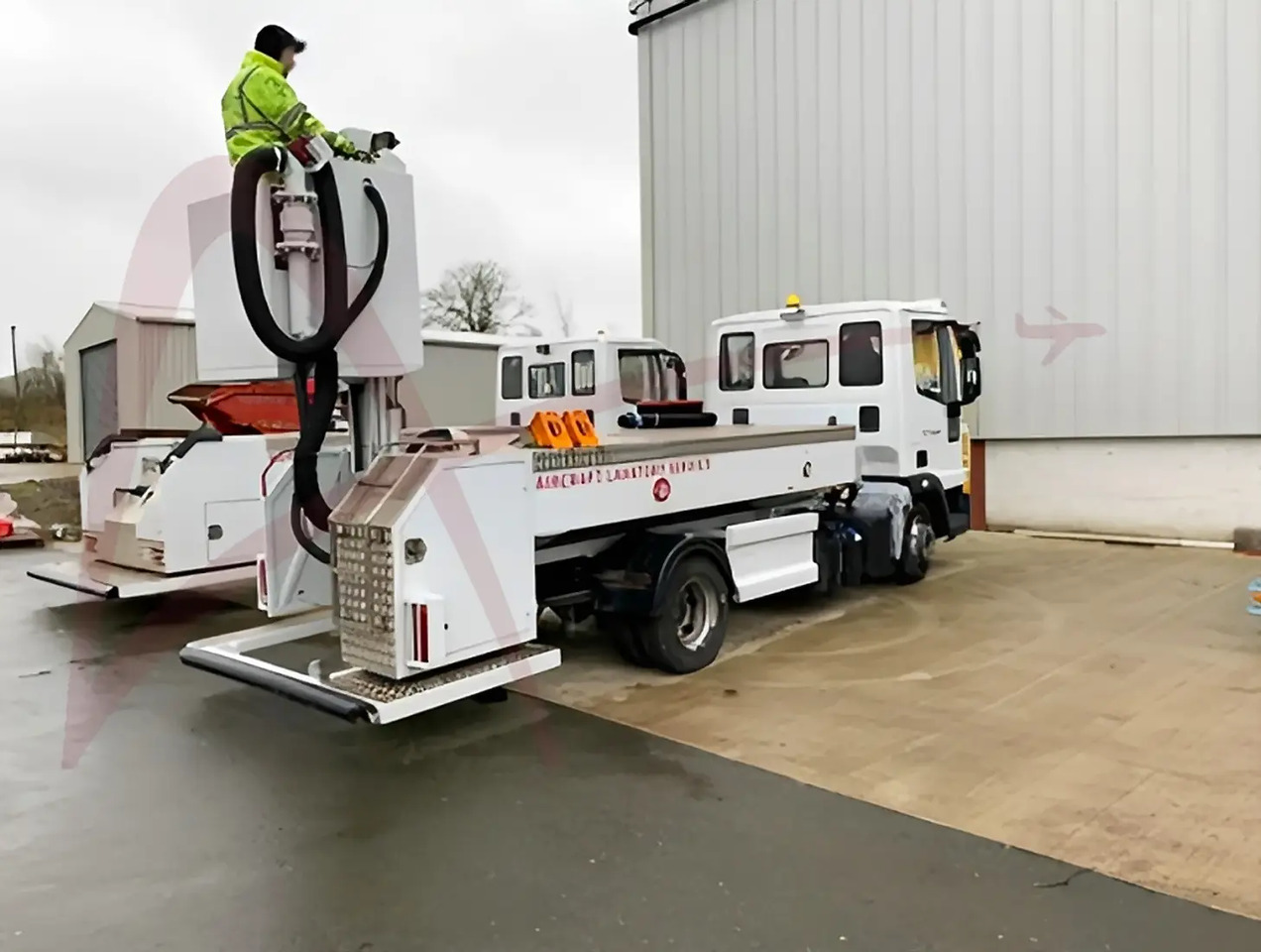 MALLAGHAN TSU3000 - Zařízení pro obsluhu toalet: obrázek 2 MALLAGHAN TSU3000 - Zařízení pro obsluhu toalet: obrázek 2