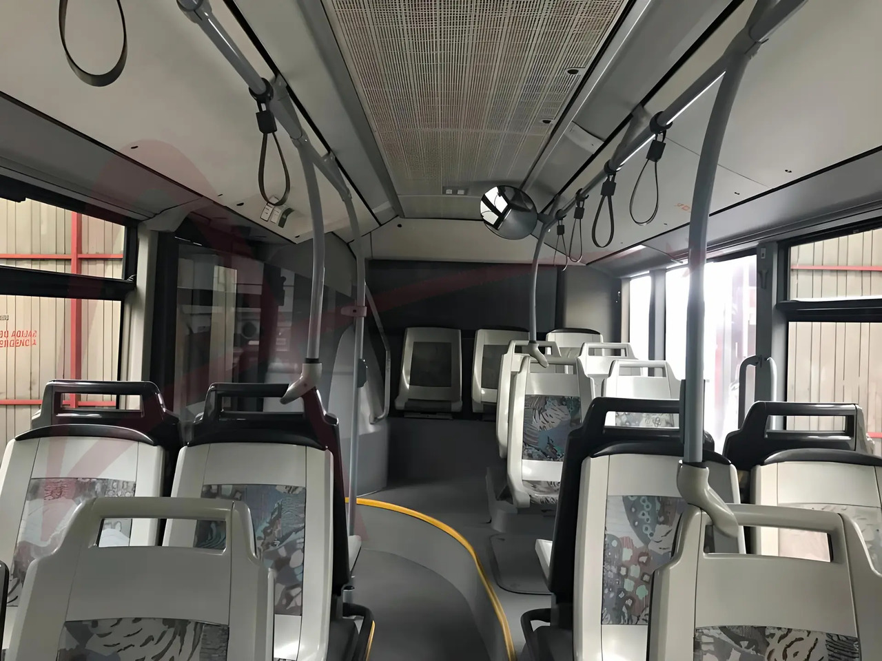 MERCEDES BENZ CITARO - Letištní autobus: obrázek 4 MERCEDES BENZ CITARO - Letištní autobus: obrázek 4