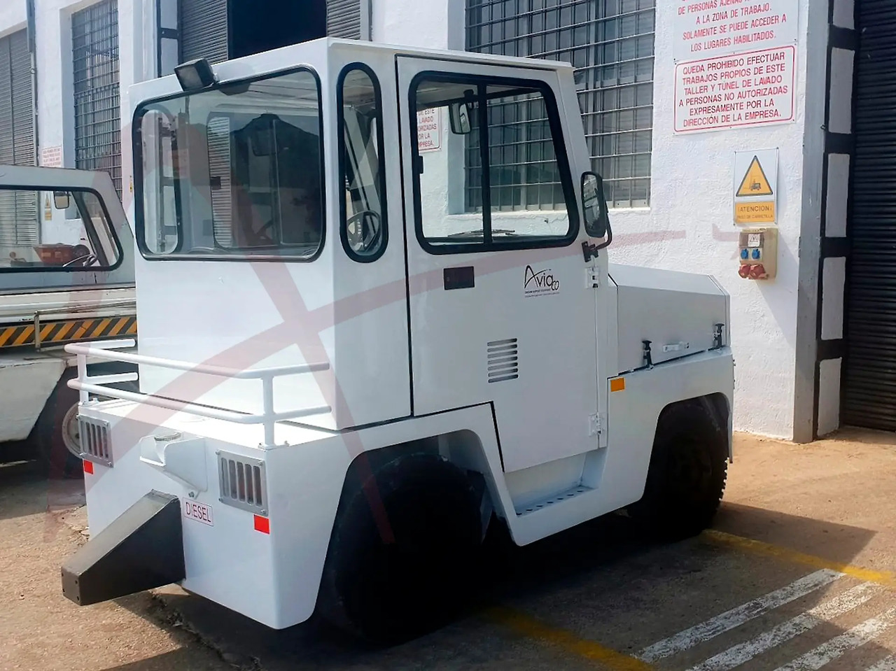 MULAG COMET 3 - Tažný traktor pro zavazadla: obrázek 3 MULAG COMET 3 - Tažný traktor pro zavazadla: obrázek 3