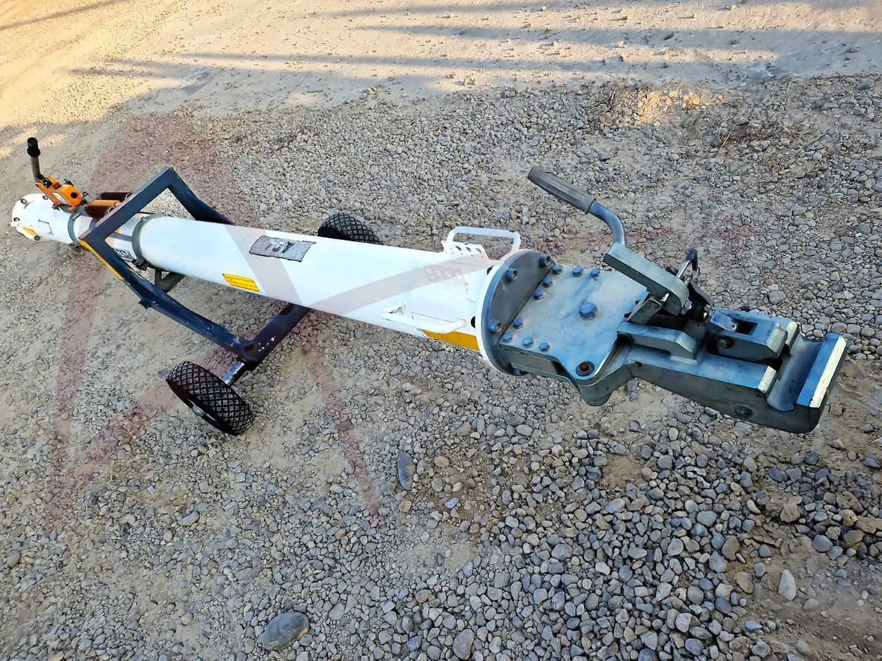 HYDRO TOWB757-C - Pozemní vybavení letišť: obrázek 2 HYDRO TOWB757-C - Pozemní vybavení letišť: obrázek 2