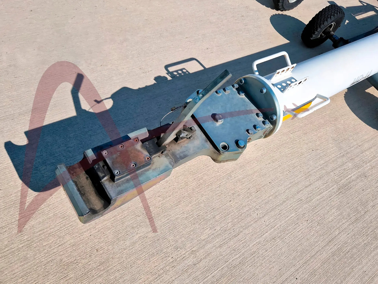 HYDRO TOWUNIV-2 - Pozemní vybavení letišť: obrázek 2 HYDRO TOWUNIV-2 - Pozemní vybavení letišť: obrázek 2