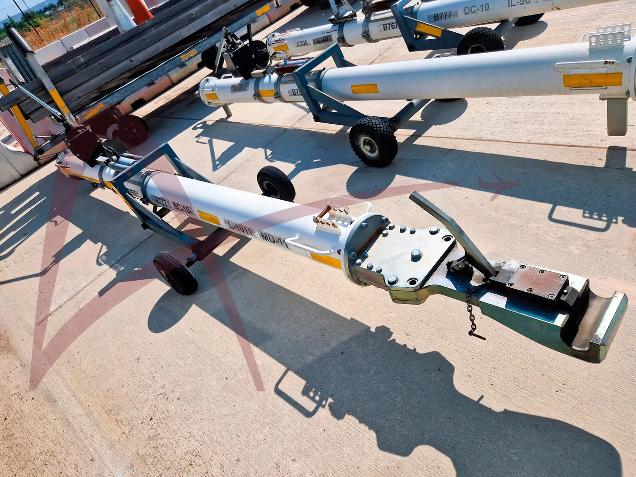 HYDRO TOWUNIV-2 - Pozemní vybavení letišť: obrázek 1 HYDRO TOWUNIV-2 - Pozemní vybavení letišť: obrázek 1