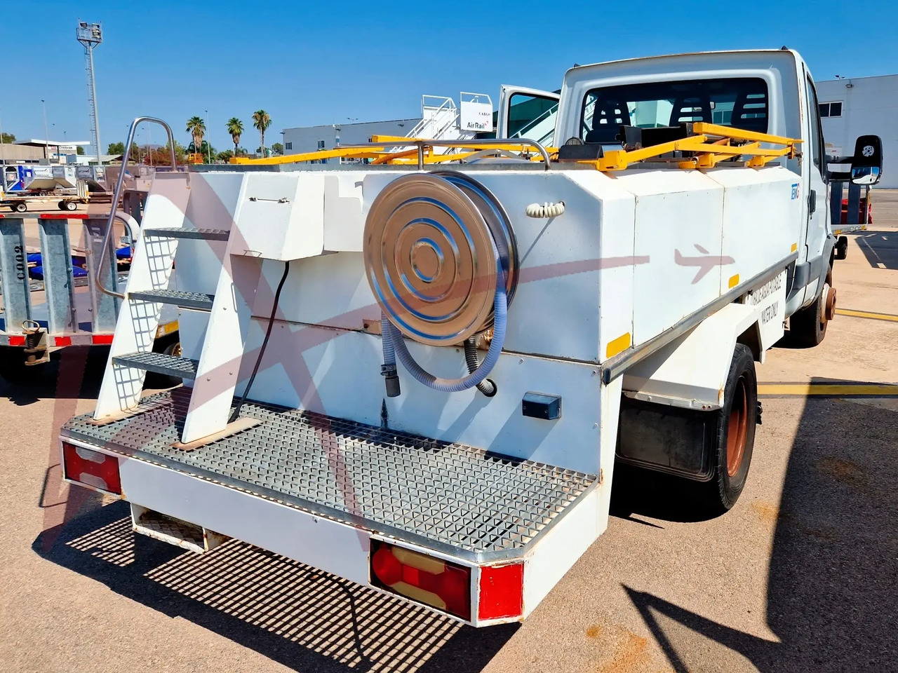 TEMG TG-0217 - Pozemní vybavení letišť: obrázek 2 TEMG TG-0217 - Pozemní vybavení letišť: obrázek 2