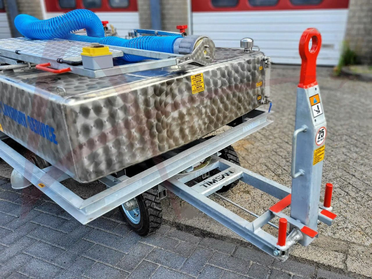 TIMSAN LSC300/700E - Zařízení pro obsluhu toalet: obrázek 2 TIMSAN LSC300/700E - Zařízení pro obsluhu toalet: obrázek 2