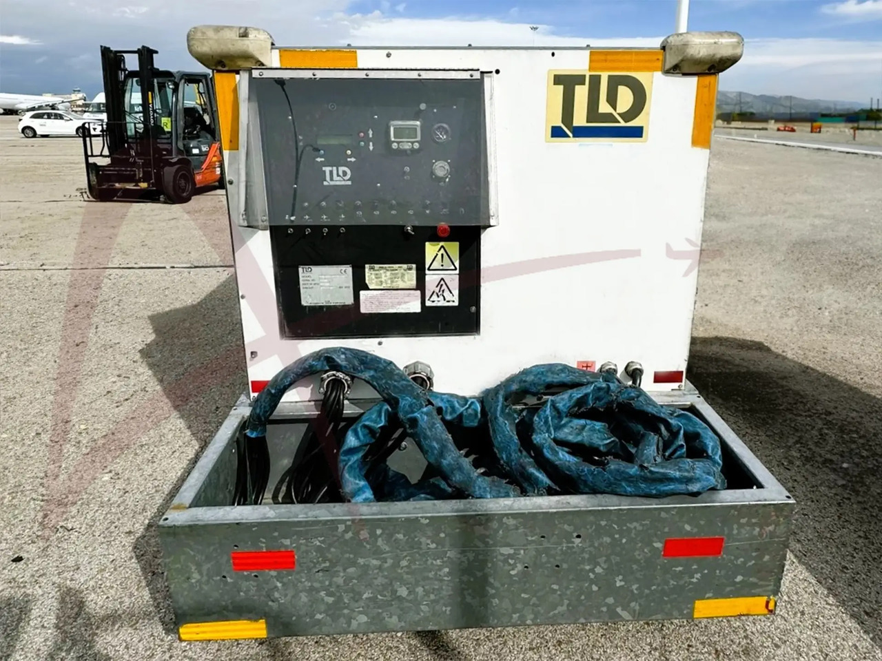 TLD GPU-4120-T-CUP-28 - Pozemní energetická jednotka: obrázek 2 TLD GPU-4120-T-CUP-28 - Pozemní energetická jednotka: obrázek 2