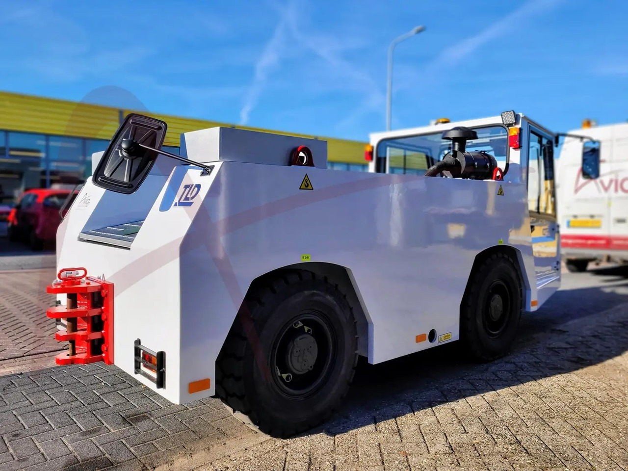 TLD TMX-100 - Tahač letadel: obrázek 2 TLD TMX-100 - Tahač letadel: obrázek 2