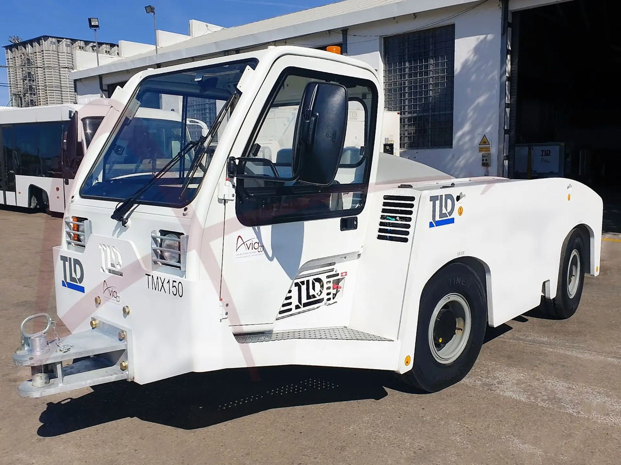 TLD TMX-150/12 - Tahač letadel: obrázek 2 TLD TMX-150/12 - Tahač letadel: obrázek 2