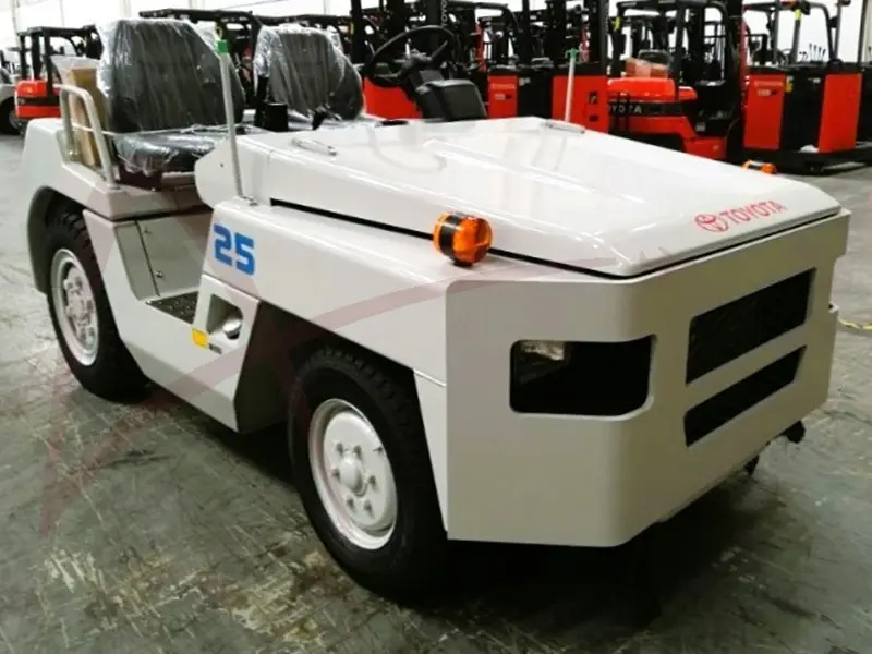 TOYOTA 02-2TD25 - Tažný traktor pro zavazadla: obrázek 1 TOYOTA 02-2TD25 - Tažný traktor pro zavazadla: obrázek 1