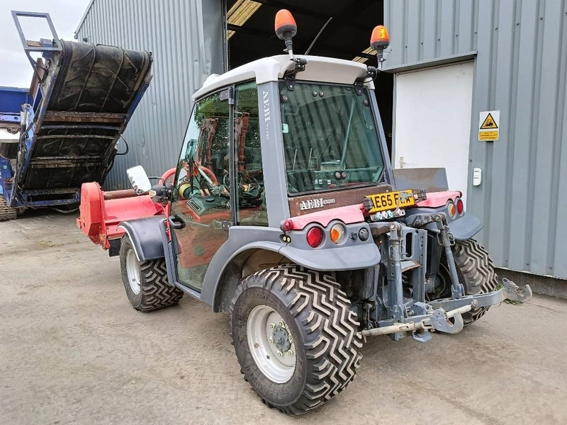 AEBI aebi tt280 TT280 maaier mower airco werktuigdrager CE - Zemědělský přívěs: obrázek 4 AEBI aebi tt280 TT280 maaier mower airco werktuigdrager CE - Zemědělský přívěs: obrázek 4