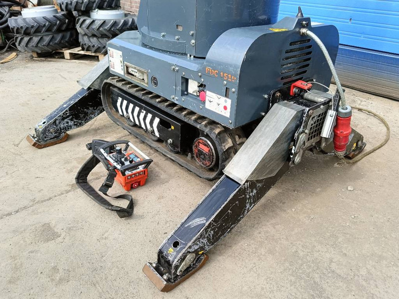 Pásové rýpadlo Brokk euroimplementos RDC1510 180 husqvarna robot remote: obrázek 15