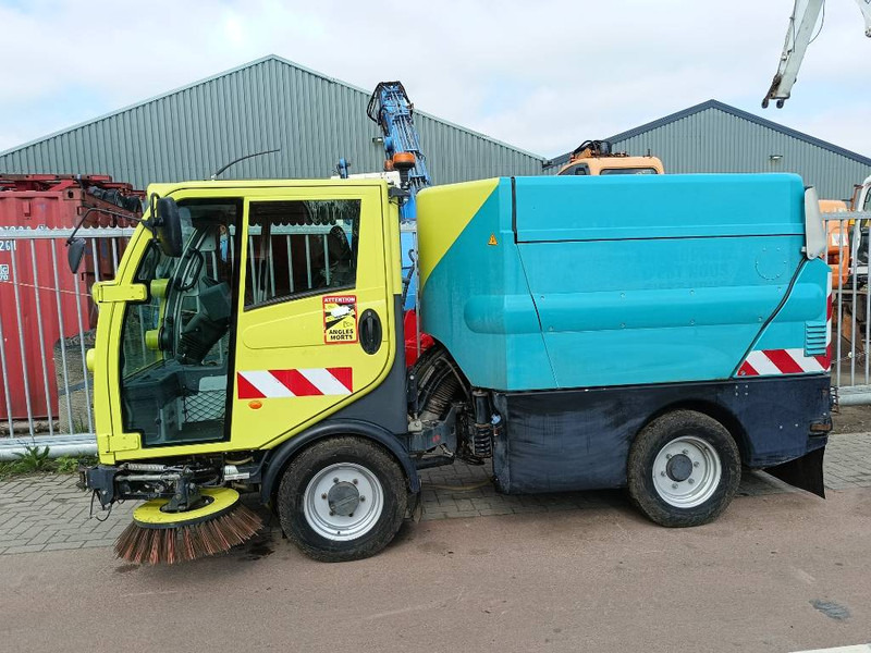 Bucher CityCat 2020 vacuum water bezemwagen veegmachine - Zametací vůz: obrázek 4 Bucher CityCat 2020 vacuum water bezemwagen veegmachine - Zametací vůz: obrázek 4