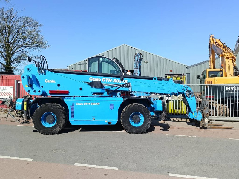 Genie GTH 5021 R roterende verreiker telescopic lade 21m - Teleskopický manipulátor: obrázek 4 Genie GTH 5021 R roterende verreiker telescopic lade 21m - Teleskopický manipulátor: obrázek 4
