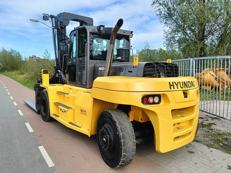 Hyundai 160 D-9 heftruck forklift stapler 16 ton CE - Dieselový vysokozdvižný vozík: obrázek 4 Hyundai 160 D-9 heftruck forklift stapler 16 ton CE - Dieselový vysokozdvižný vozík: obrázek 4