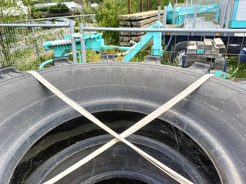 Pneumatiky a ráfky pro Stavební technika Michelin 12.00R20 , 14.00R20, 335/80R20 , 395/85R2 365/80R2: obrázek 7 Pneumatiky a ráfky pro Stavební technika Michelin 12.00R20 , 14.00R20, 335/80R20 , 395/85R2 365/80R2: obrázek 7