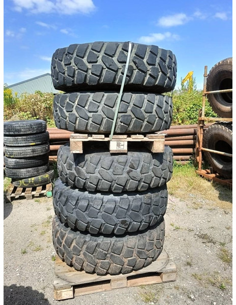 Pneumatiky a ráfky pro Stavební technika Michelin 12.00R20 , 14.00R20, 335/80R20 , 395/85R2 365/80R2: obrázek 12