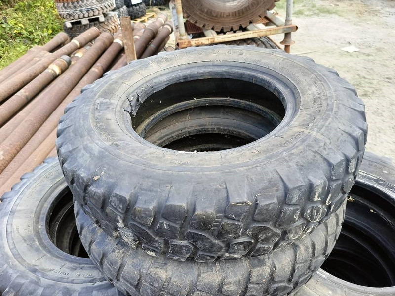Michelin 6,50 R16 C 7,00R16 C 22/100R16 255/100R16 banden l - Pneumatiky a ráfky pro Stavební technika: obrázek 5 Michelin 6,50 R16 C 7,00R16 C 22/100R16 255/100R16 banden l - Pneumatiky a ráfky pro Stavební technika: obrázek 5