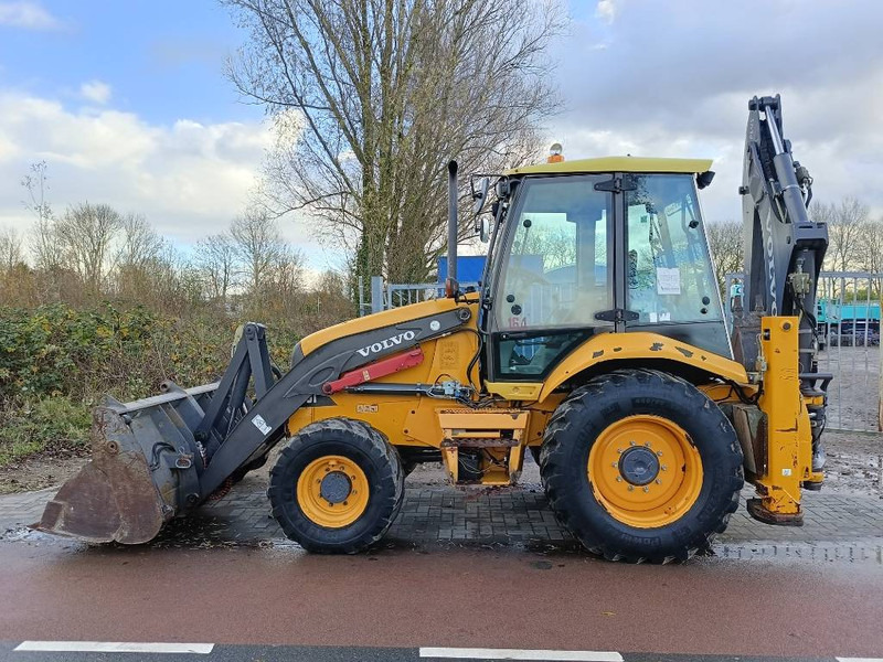 Volvo BL 61 + graaflaad combinatie backhoe loader lader - Rýpadlo-nakladač: obrázek 1 Volvo BL 61 + graaflaad combinatie backhoe loader lader - Rýpadlo-nakladač: obrázek 1