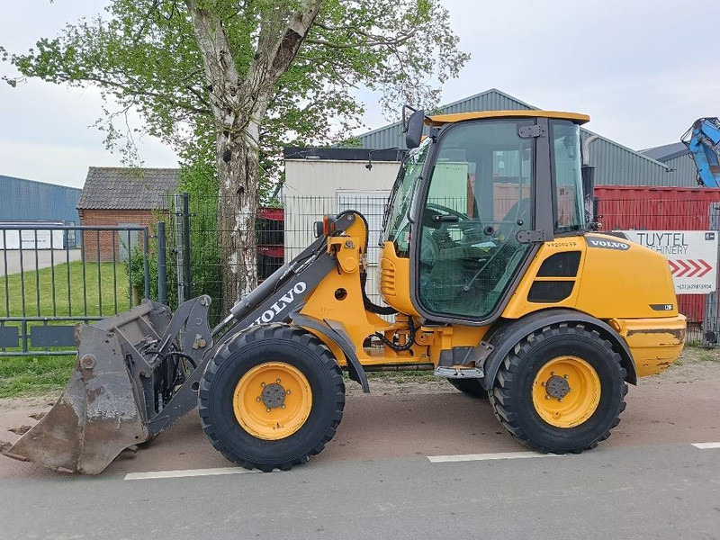 Volvo L 20 F-P shovel wiellader loader lader 2012 bak - Kolový nakladač: obrázek 1 Volvo L 20 F-P shovel wiellader loader lader 2012 bak - Kolový nakladač: obrázek 1