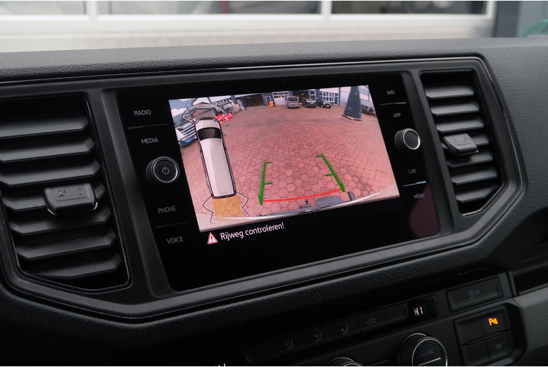 MAN TGE 35 3.140 2.0 L3H2 AUT/ LED/ CAMERA/ CRUISE/ CLIMA/ TREKHAAK - Furgon: obrázek 4 MAN TGE 35 3.140 2.0 L3H2 AUT/ LED/ CAMERA/ CRUISE/ CLIMA/ TREKHAAK - Furgon: obrázek 4