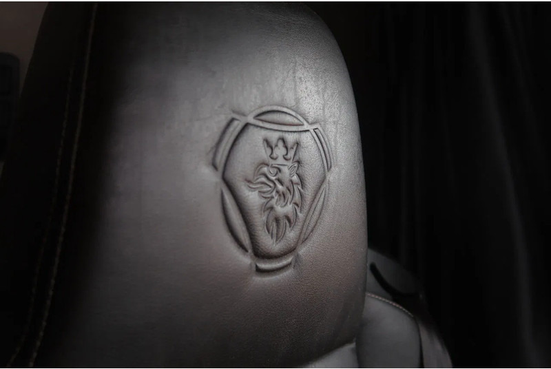 Tahač Scania P500 6x2/ FULL AIR/ HYDRAULIC/ LEATHER/ 2.950 WB/ DIFF LOCK/ SLIDE DISH: obrázek 13