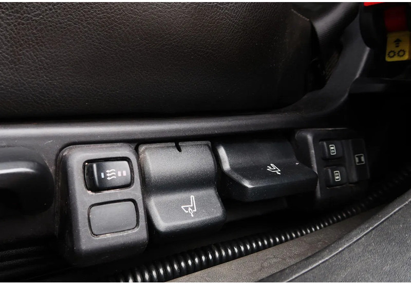 Tahač Scania P500 6x2/ FULL AIR/ HYDRAULIC/ LEATHER/ 2.950 WB/ DIFF LOCK/ SLIDE DISH: obrázek 15