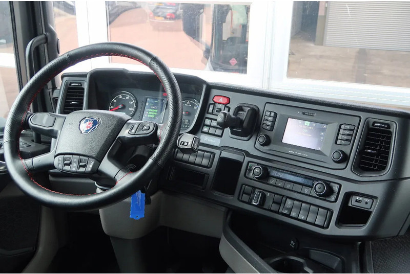 Scania R410 NGS LNG/ RETARDER/ ACC/ 2X TANK/ DIFF LOCK - Tahač: obrázek 4 Scania R410 NGS LNG/ RETARDER/ ACC/ 2X TANK/ DIFF LOCK - Tahač: obrázek 4