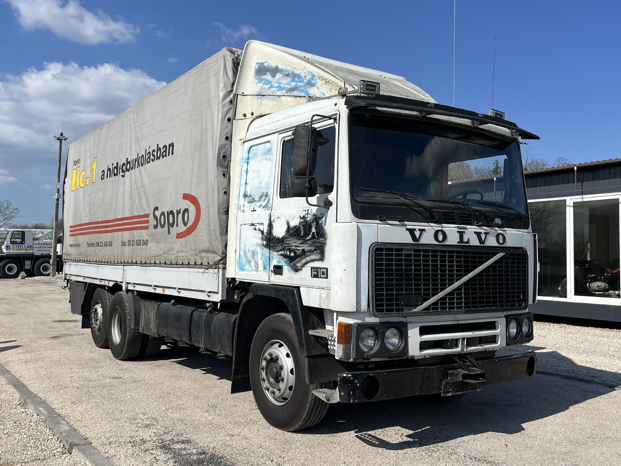 VOLVO F10 - Nákladní auto: obrázek 2 VOLVO F10 - Nákladní auto: obrázek 2