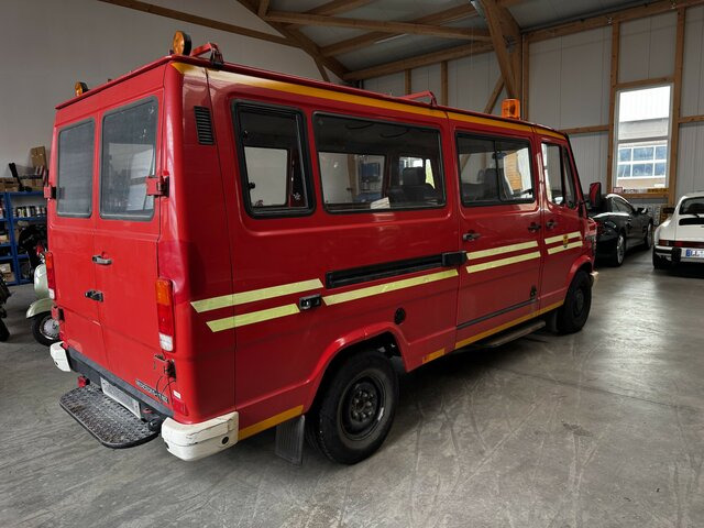 MERCEDES-BENZ T1 310 D Bremer Kombi Feuerwehr1. Hand - Osobní auto: obrázek 3 MERCEDES-BENZ T1 310 D Bremer Kombi Feuerwehr1. Hand - Osobní auto: obrázek 3