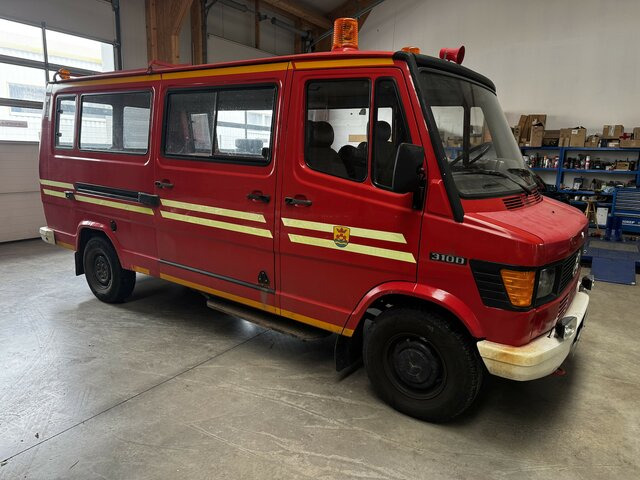 MERCEDES-BENZ T1 310 D Bremer Kombi Feuerwehr1. Hand - Minibus, Mikrobus: obrázek 2 MERCEDES-BENZ T1 310 D Bremer Kombi Feuerwehr1. Hand - Minibus, Mikrobus: obrázek 2