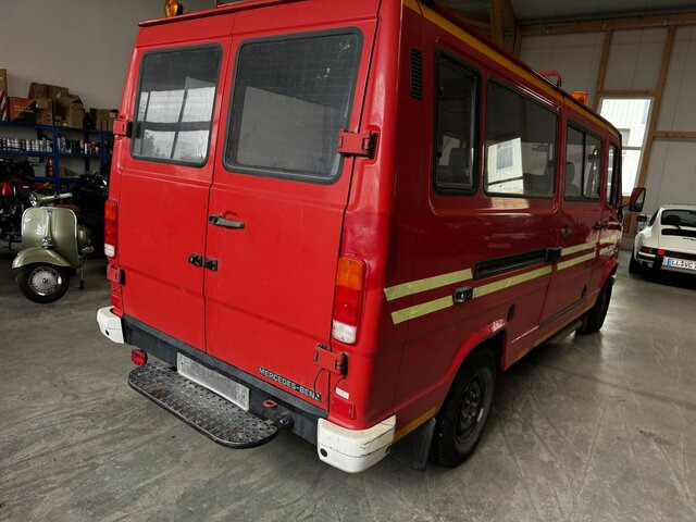 MERCEDES-BENZ T1 310 D Bremer Kombi Feuerwehr1. Hand - Osobní auto: obrázek 4 MERCEDES-BENZ T1 310 D Bremer Kombi Feuerwehr1. Hand - Osobní auto: obrázek 4