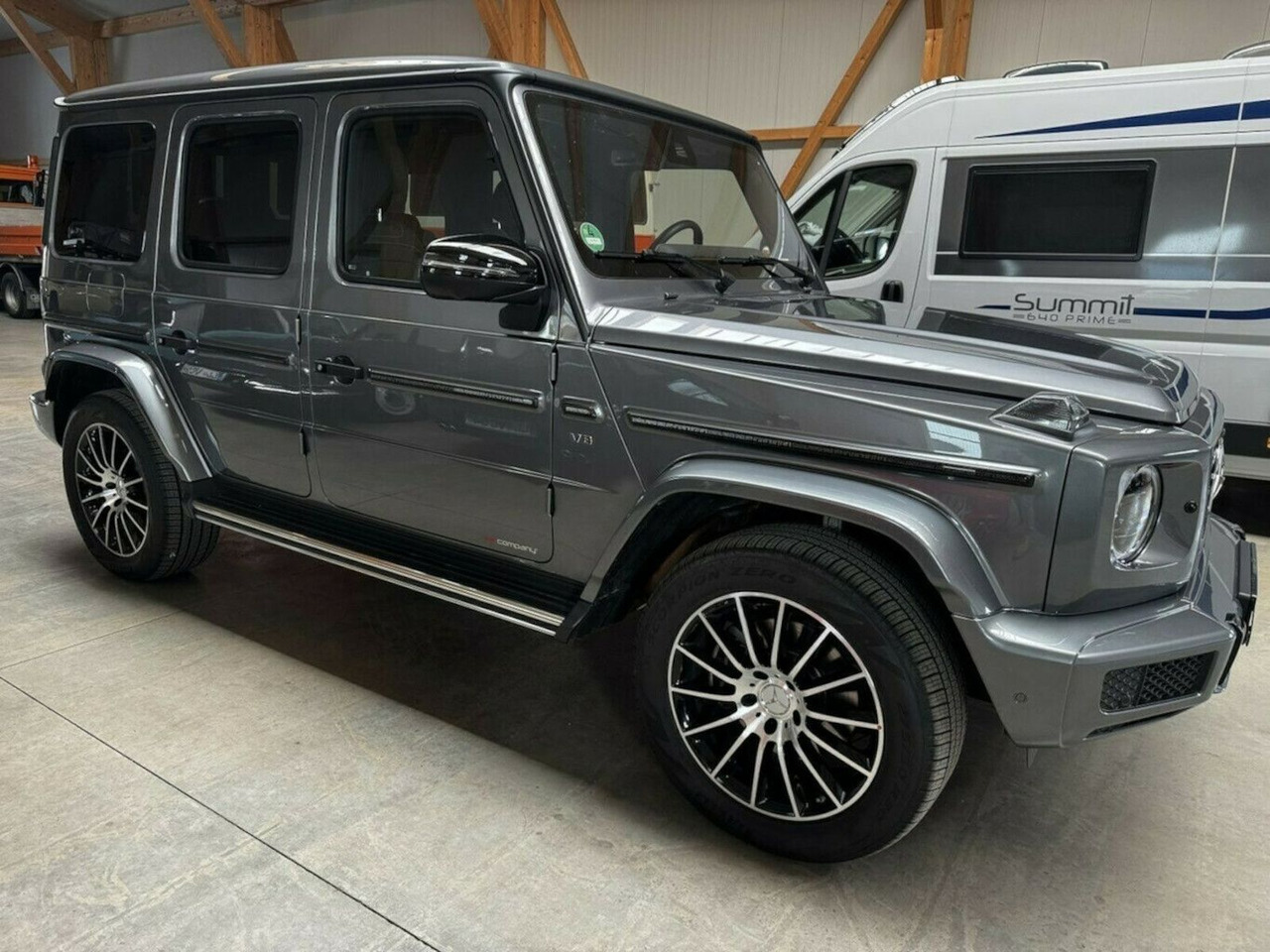 Mercedes-Benz G 500 AMG Night Superior Voll Netto 135000,- - SUV: obrázek 4 Mercedes-Benz G 500 AMG Night Superior Voll Netto 135000,- - SUV: obrázek 4