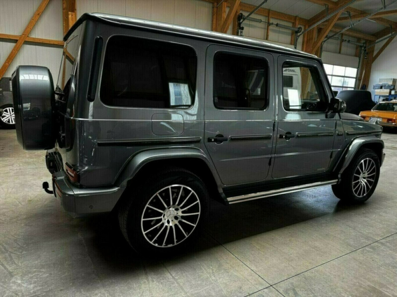 Mercedes-Benz G 500 V8 AMG Vollausstattung Netto 134000,- - SUV: obrázek 5 Mercedes-Benz G 500 V8 AMG Vollausstattung Netto 134000,- - SUV: obrázek 5