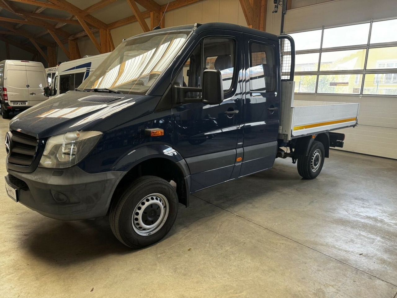 Mercedes-Benz Sprinter 313 CDI Doka 4x4 Allrad AHK 3.5t Autom. - SUV: obrázek 2 Mercedes-Benz Sprinter 313 CDI Doka 4x4 Allrad AHK 3.5t Autom. - SUV: obrázek 2