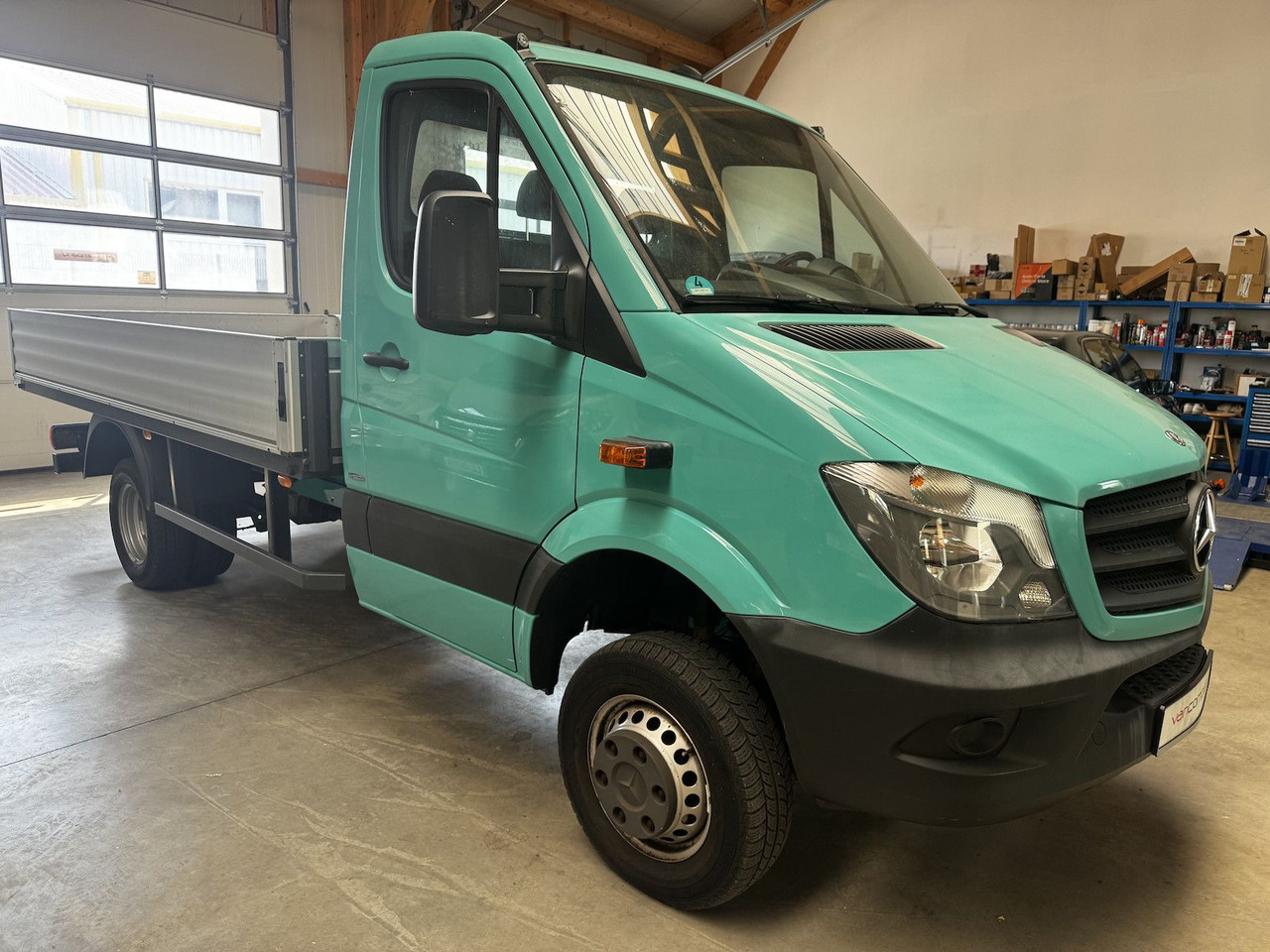 Mercedes-Benz Sprinter 513 CDI 4x4 Allrad Pritsche 3.5t - Dodávka valník: obrázek 4 Mercedes-Benz Sprinter 513 CDI 4x4 Allrad Pritsche 3.5t - Dodávka valník: obrázek 4