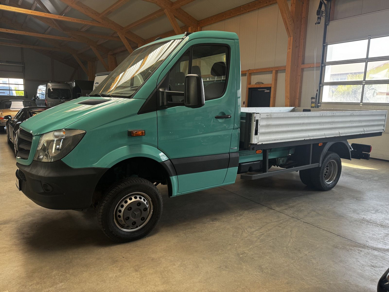Mercedes-Benz Sprinter 513 CDI 4x4 Allrad Pritsche 3.5t - Dodávka valník: obrázek 2 Mercedes-Benz Sprinter 513 CDI 4x4 Allrad Pritsche 3.5t - Dodávka valník: obrázek 2