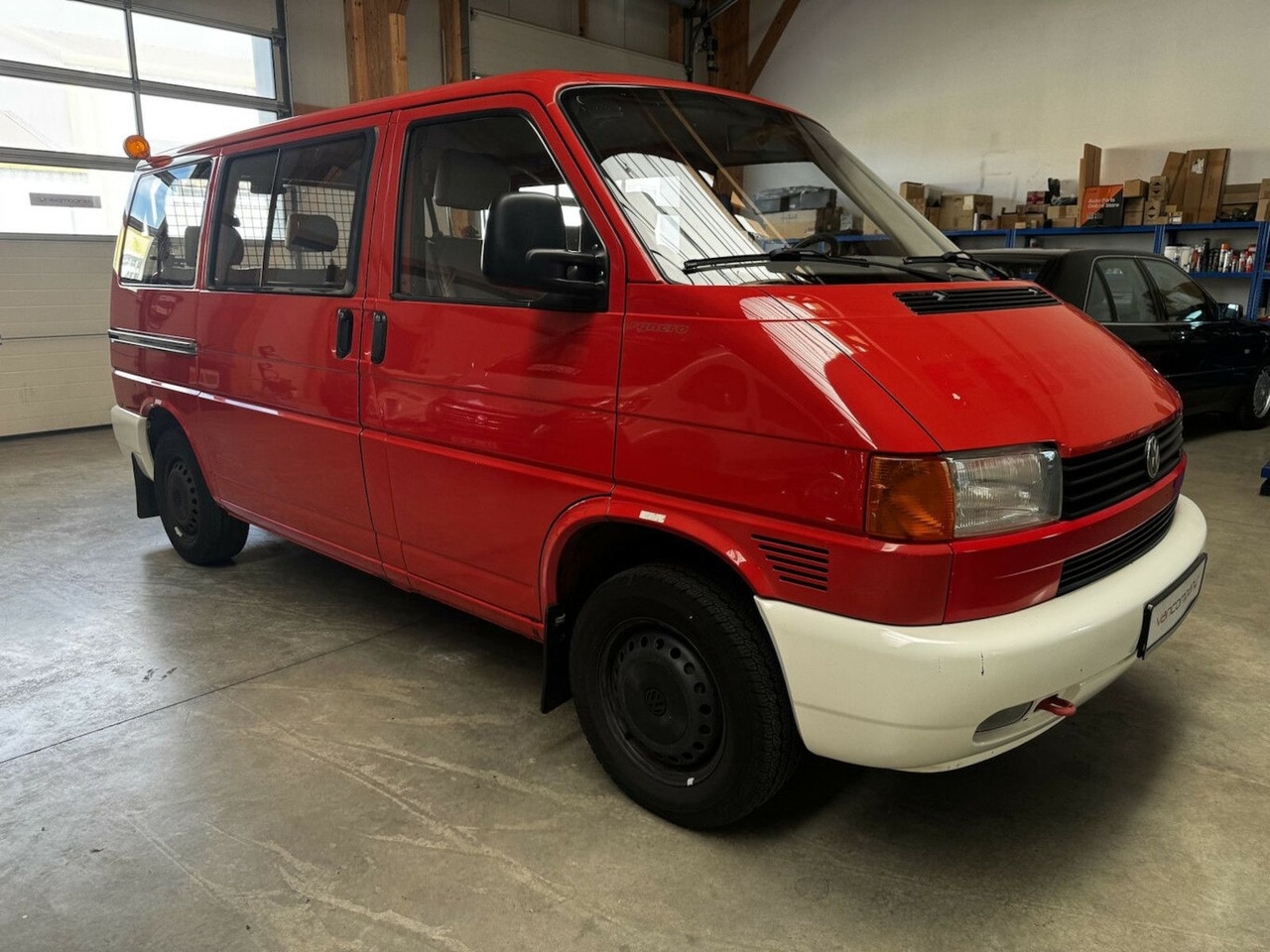 Volkswagen T4 2.5 TDI Syncro 4x4 7-Sitzer 1. Hand! - Obytný vůz: obrázek 4 Volkswagen T4 2.5 TDI Syncro 4x4 7-Sitzer 1. Hand! - Obytný vůz: obrázek 4