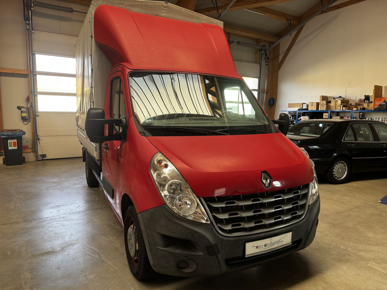Renault Master 2.3 HDI L2 Pritsche Plane - Plachtová dodávka: obrázek 3 Renault Master 2.3 HDI L2 Pritsche Plane - Plachtová dodávka: obrázek 3