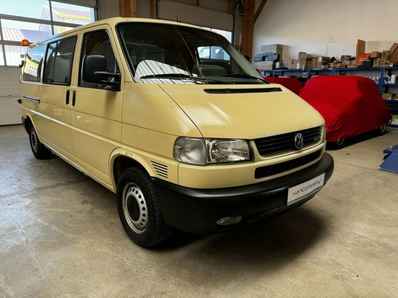 Volkswagen T4 2.5 TDI Syncro 4x4 lang 1. Hand! - Mikrobus: obrázek 1 Volkswagen T4 2.5 TDI Syncro 4x4 lang 1. Hand! - Mikrobus: obrázek 1