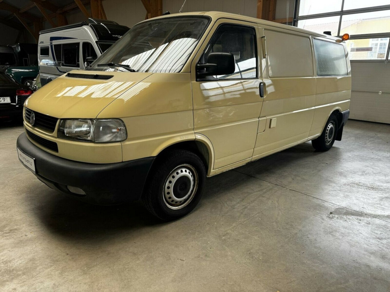 Volkswagen T4 2.5 TDI Syncro 4x4 lang 1. Hand! - Obytná dodávka: obrázek 2 Volkswagen T4 2.5 TDI Syncro 4x4 lang 1. Hand! - Obytná dodávka: obrázek 2