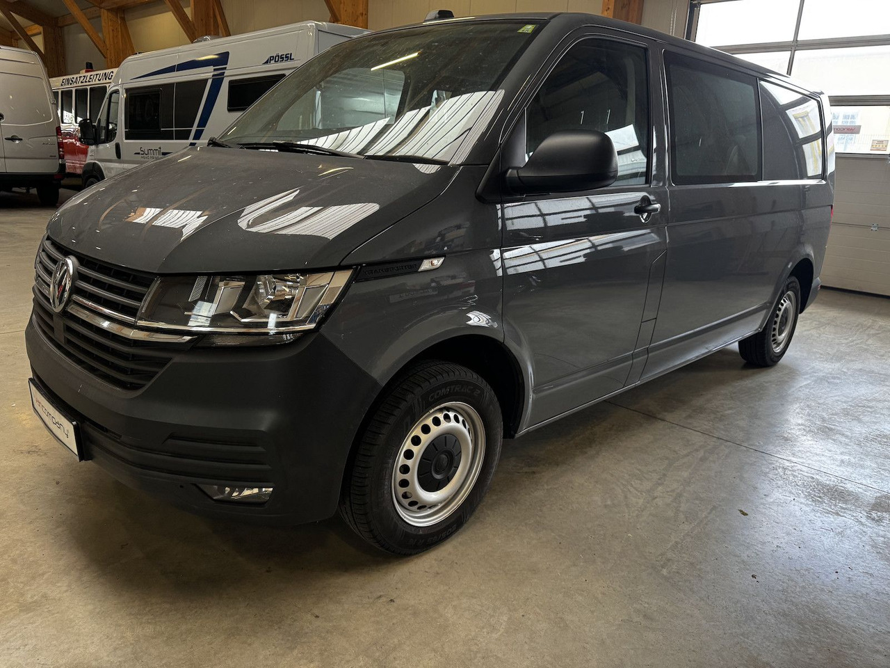 Volkswagen T6.1 lang 5-Sitzer 2.0 TDI 4Motion puregrey - Malá dodávka, Dodávka s dvojitou kabinou: obrázek 1 Volkswagen T6.1 lang 5-Sitzer 2.0 TDI 4Motion puregrey - Malá dodávka, Dodávka s dvojitou kabinou: obrázek 1