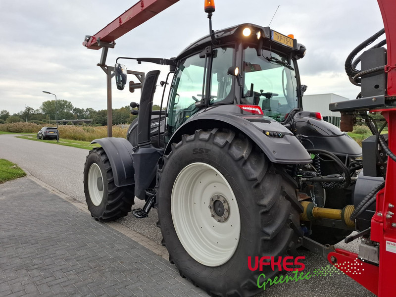 Valtra T 234 Direct TwinTrac - Traktor: obrázek 5 Valtra T 234 Direct TwinTrac - Traktor: obrázek 5
