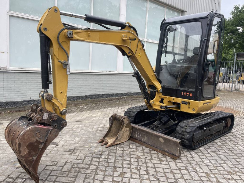 Cat 302.7 D CR 2020 CE - Mini rýpadlo: obrázek 1 Cat 302.7 D CR 2020 CE - Mini rýpadlo: obrázek 1