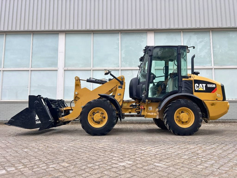 Cat 906 M     2016 - Kolový nakladač: obrázek 3 Cat 906 M     2016 - Kolový nakladač: obrázek 3