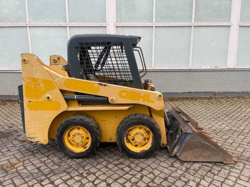 Smykový nakladač Gehl 3840 E     2015: obrázek 5