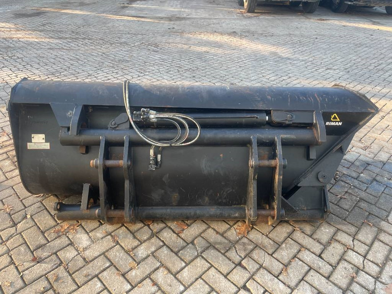 RIMAN HYDRAULIC FRONT BUCKET FOR JCB 3CX - Lžíce pro Stavební technika: obrázek 5 RIMAN HYDRAULIC FRONT BUCKET FOR JCB 3CX - Lžíce pro Stavební technika: obrázek 5