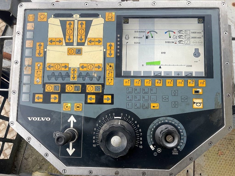 Finišér Volvo ABG 6820: obrázek 20 Finišér Volvo ABG 6820: obrázek 20