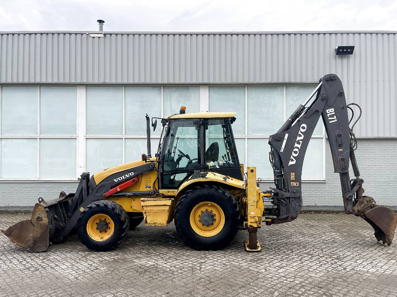 Volvo BL71 CE - Rýpadlo-nakladač: obrázek 2 Volvo BL71 CE - Rýpadlo-nakladač: obrázek 2